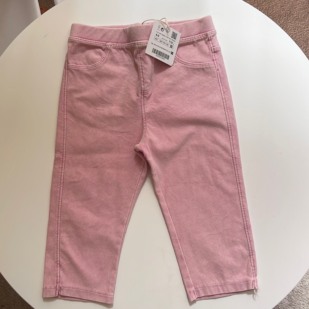 NWT ZARA stretchy jeans in pink